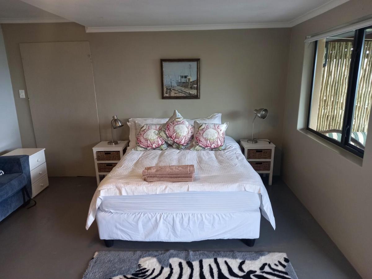 Mussel Beach Holiday Lets Apartment Cape Town Exterior photo